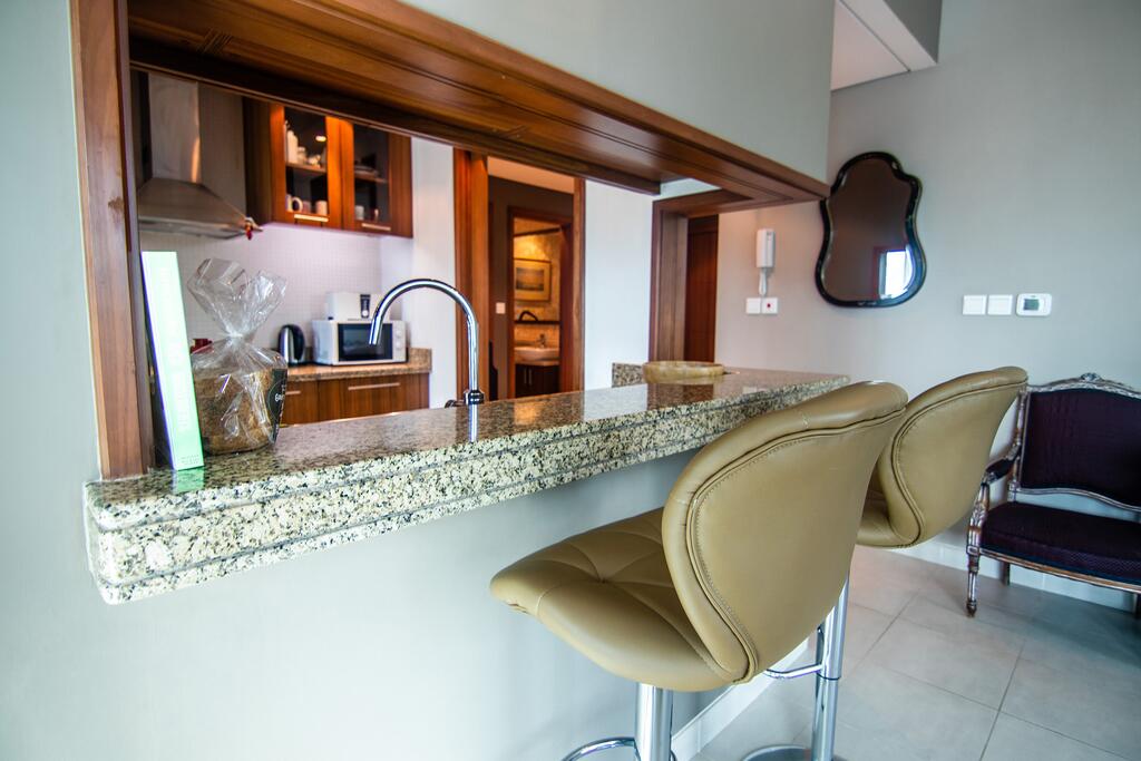 Desert City Stays - Marina 1 Bed - thumb 2