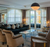 Designer villa in Jumeirah Park by Rich Stay Holiday Homes - Accommodation Abudhabi
