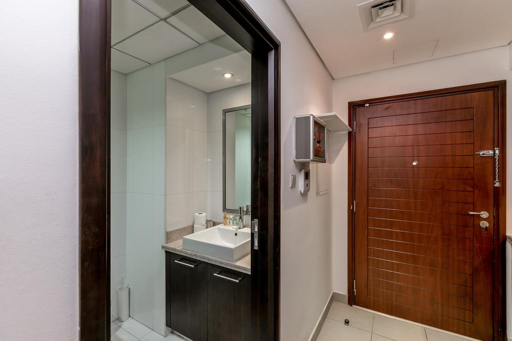 DHH - Great Location Studio Apt Boulevard Central, Downtown Dubai - thumb 3