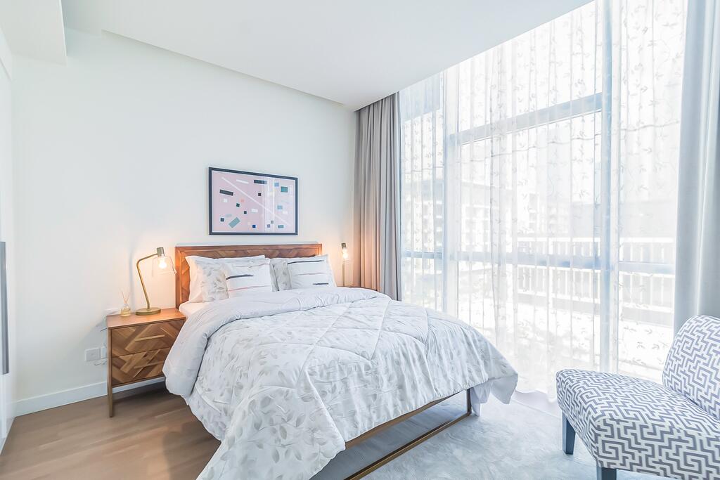 DHH- Sophiticated Apartments In City Walk Building 16 Away From Traffic - thumb 4