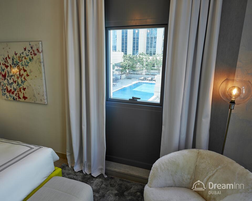 Dream Inn Dubai Apartments - Claren Downtown Private Terrace - thumb 3