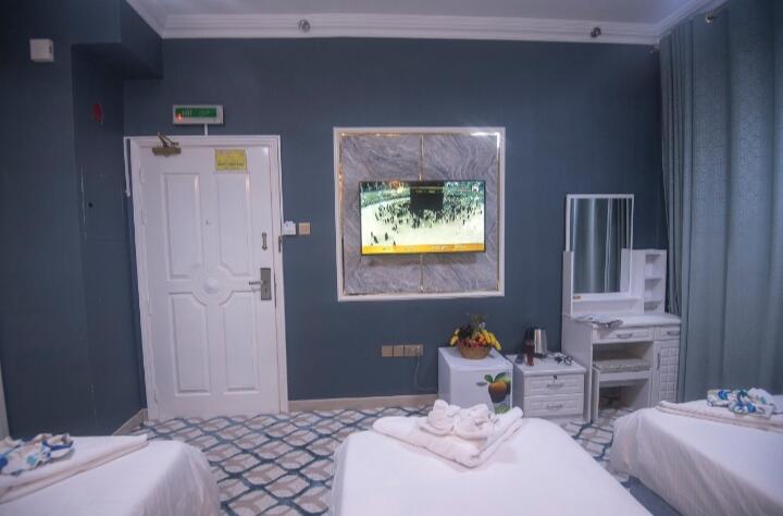 DreamWhite Hotel - thumb 3