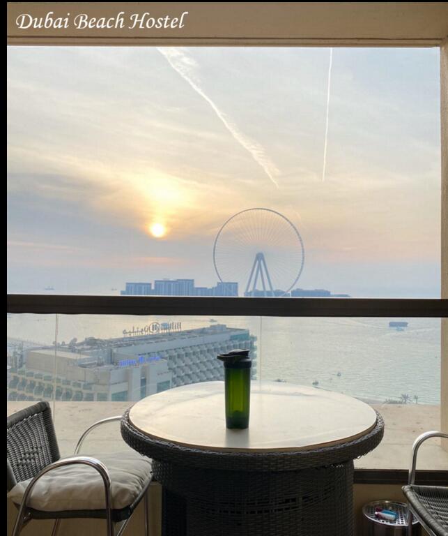 Dubai Beach Host - thumb 3