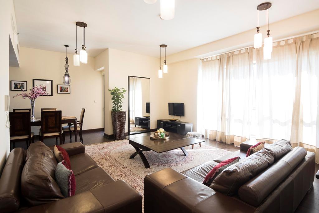 Dubai Beachfront Apartment - thumb 0