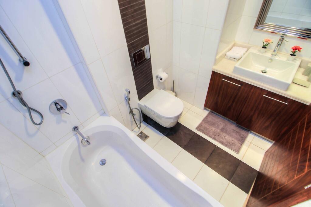 Durrani Homes - Luxurious Studio Near Dubai Mall With Pool View - thumb 6