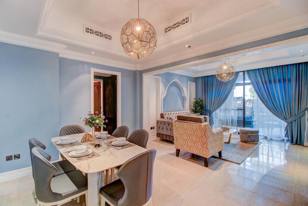 Durrani Homes - Souk Al Bahar 2BR Besides Burj Khalifa & Dubai Mall - thumb 4