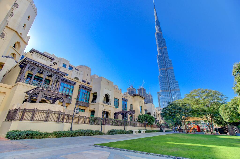 Durrani Homes - Souk Al Bahar 2BR Besides Burj Khalifa & Dubai Mall - thumb 0