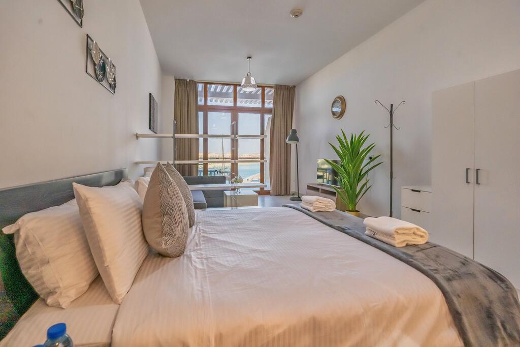 Elegant Sea View Studio In Palm Jumeirah - thumb 4