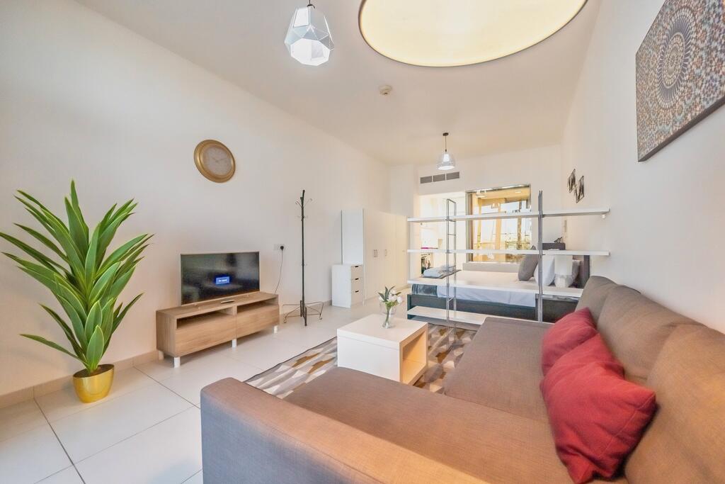 Elegant Sea View Studio In Palm Jumeirah - thumb 2