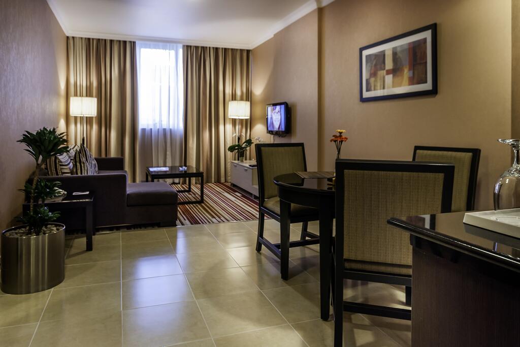 Executive Suites By Mourouj Gloria - thumb 3
