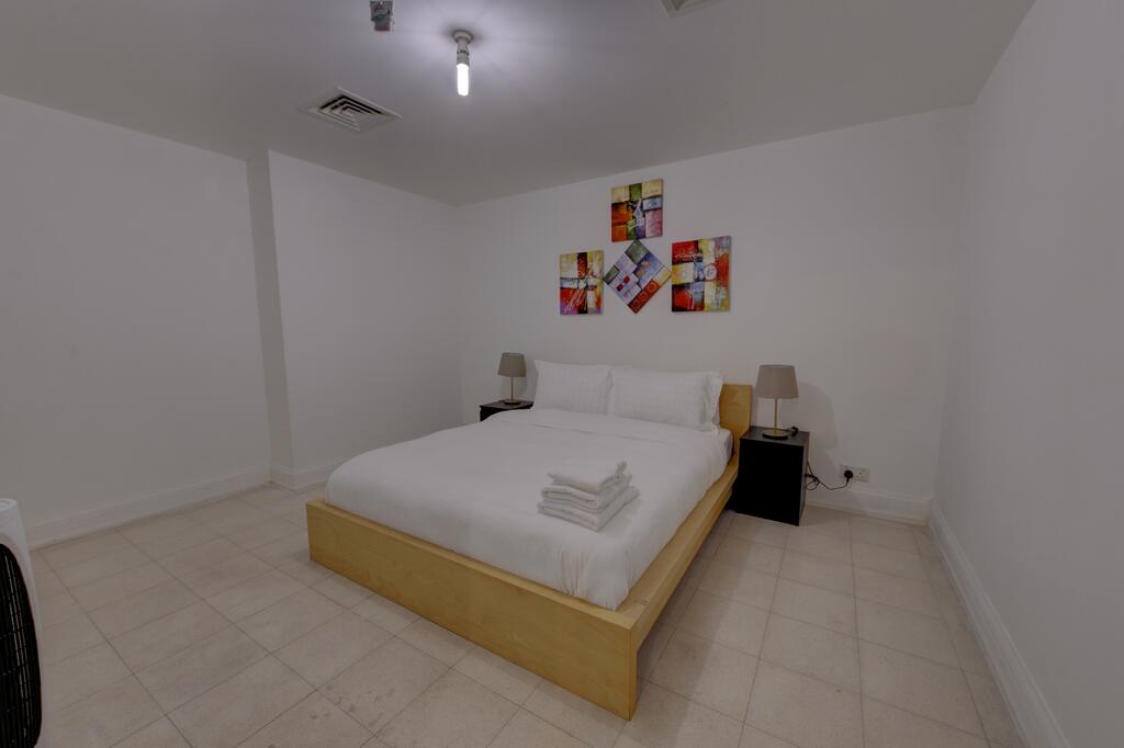 EXQUISITE & LUXURIOUS 2 Bedroom - thumb 6