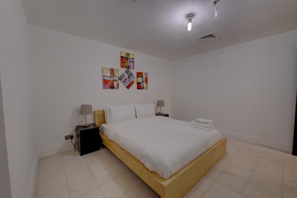 EXQUISITE & LUXURIOUS 2 Bedroom - thumb 5