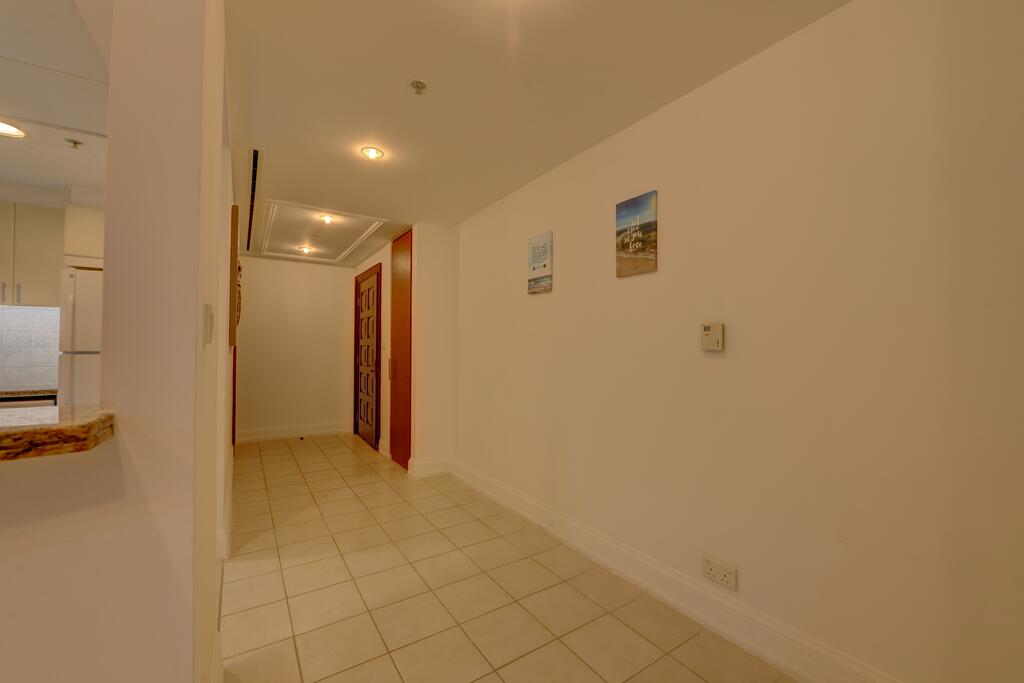 EXQUISITE & LUXURIOUS 2 Bedroom - thumb 1