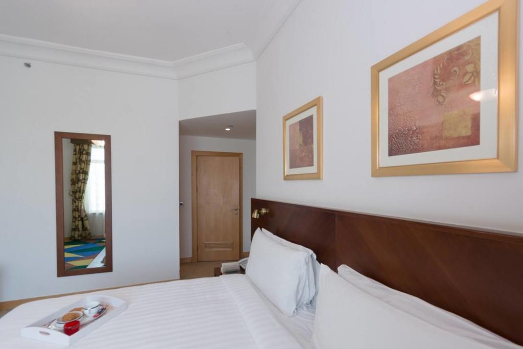 Exquisite Holiday Residence At Palm Jumeirah By Rich Stay Holiday Homes - thumb 3