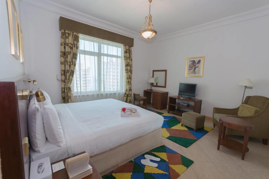 Exquisite Holiday Residence At Palm Jumeirah By Rich Stay Holiday Homes - thumb 1