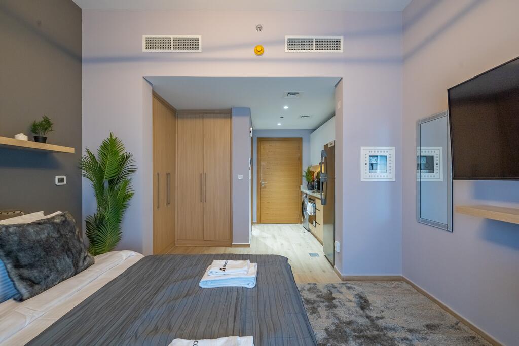 Exquisite Studio Near Metro Station - thumb 4