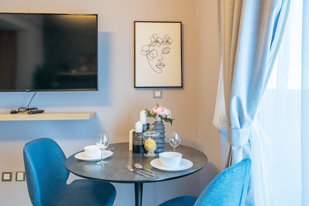 Exquisite Studio Near Metro Station - thumb 7