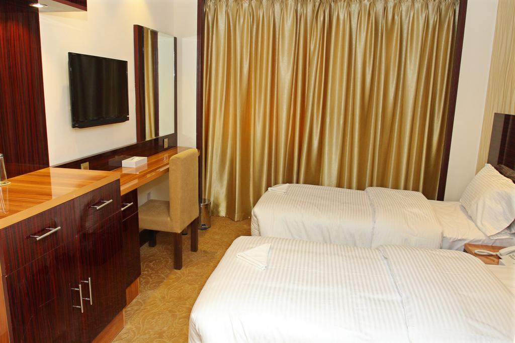 Fal Hotel L.L.C - thumb 7