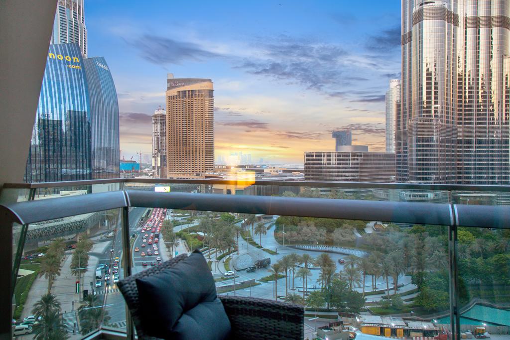 FAM Living - Burj Vista - Burj Khalifa Views - thumb 1