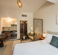 Fantastay - Deluxe Studios Brand new Swarovski inspired tower - Accommodation Abudhabi