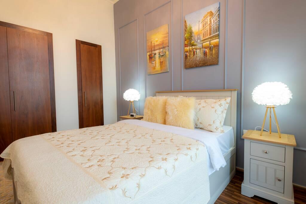 FIRST CLASS 2BR With Full BURJ KHALIFA And FOUNTAIN VIEW - thumb 2