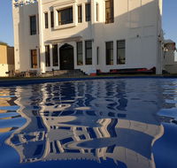 Luxury Villa with a pool and a huge garden - Accommodation Abudhabi