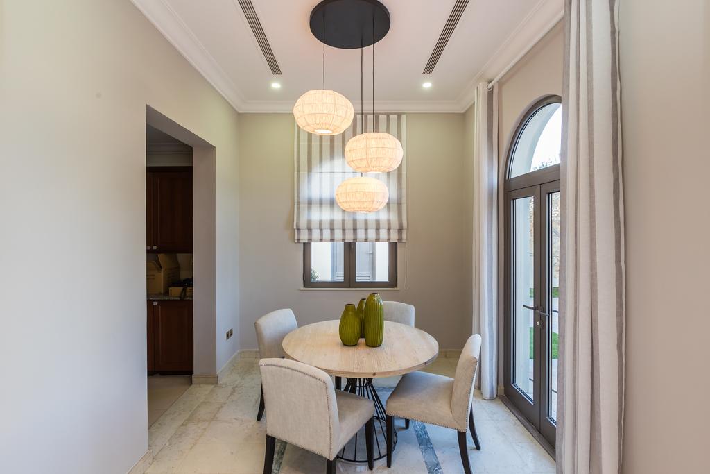 Maison Privee - Palm Jumeirah Luxury Beach Villa W/ Pool - thumb 5