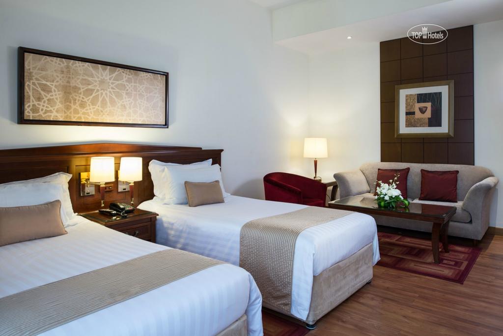 Majestic City Retreat Hotel ( Formerly Majestic Hotel Tower) - thumb 5