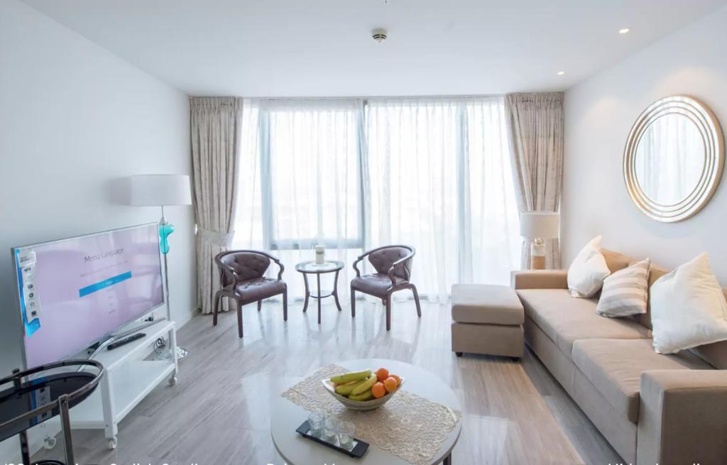 Mayfair Serviced Apartment - D1 Tower - thumb 1