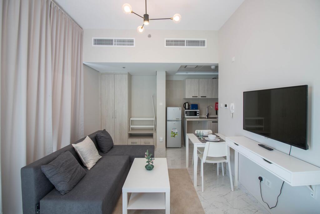 Newly Furnished Studio, 5 Mins To Expo Site - thumb 0