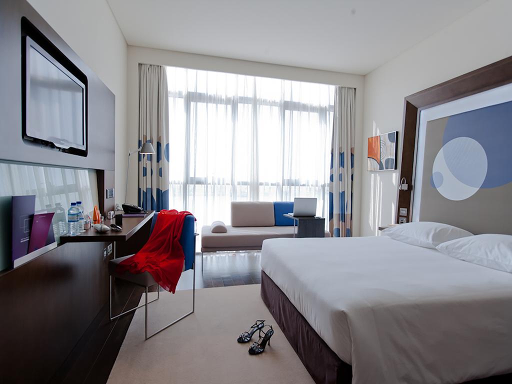 Novotel Abu Dhabi Gate - thumb 6