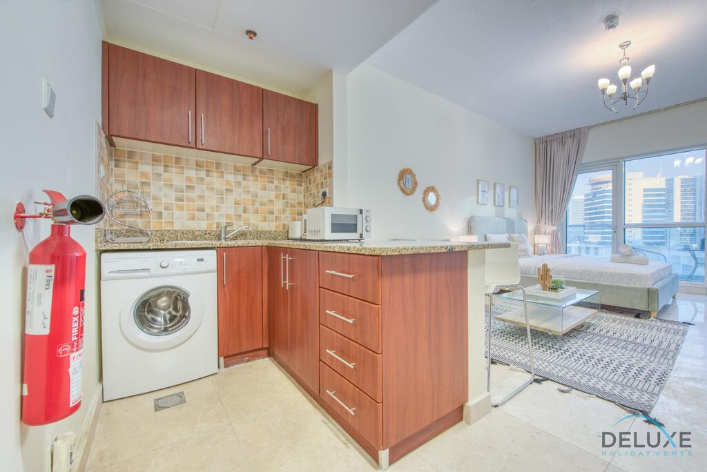 Pleasant Studio Unit In Business Bay - thumb 3