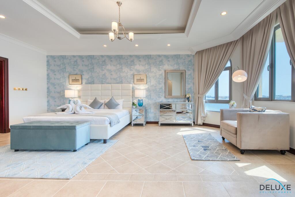Posh 5BR Villa With Private Pool On Palm Jumeirah - thumb 6