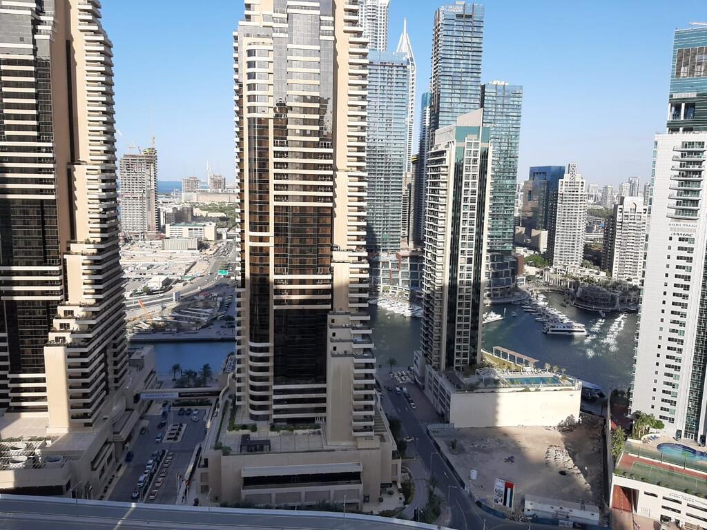 Private Rooms In 3 Bedroom Apartment Sky Nest Home Sky View Tower - thumb 2