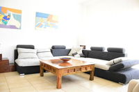 Quiet secluded place with access to the pool Accommodation Abudhabi