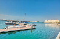 RH - 2BR Island Vibes Cool Breeze Canal Views Accommodation Abudhabi