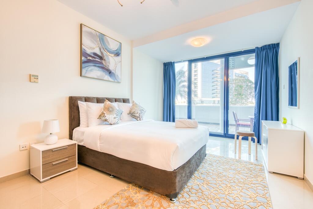 RH - 3BR Waterfront Family Home, Beach Access - thumb 6