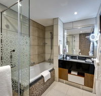 Royal Continental Suites Business Bay - Deluxe Apartments - Accommodation Abudhabi