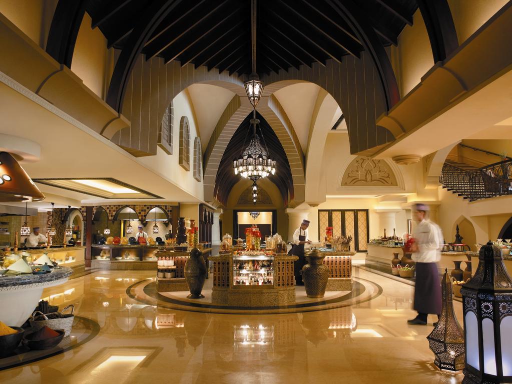 Shangri-La Hotel Apartments Qaryat Al Beri - thumb 2