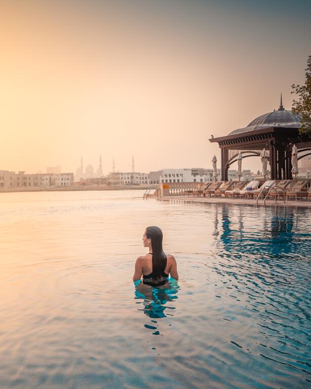 Shangri-La Hotel, Qaryat Al Beri - thumb 4