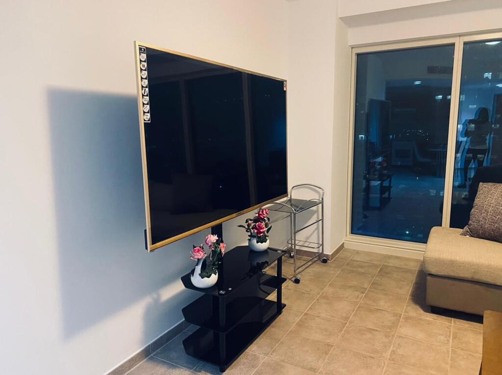 Sheikh Zeid St Dubai - thumb 0