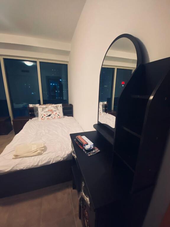 Sheikh Zeid St Dubai - thumb 4