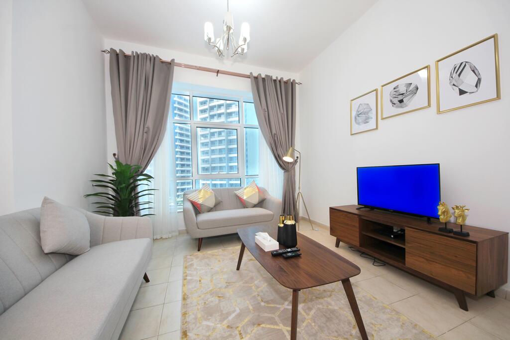 Signature Holiday Homes - Al Fahad 2BR - Dubai - thumb 1