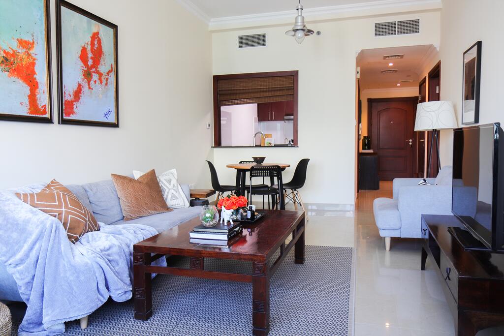 Signature Holiday Homes - Newly Furnished 1 BHK In Time Place Tower, Dubai Marina - thumb 5