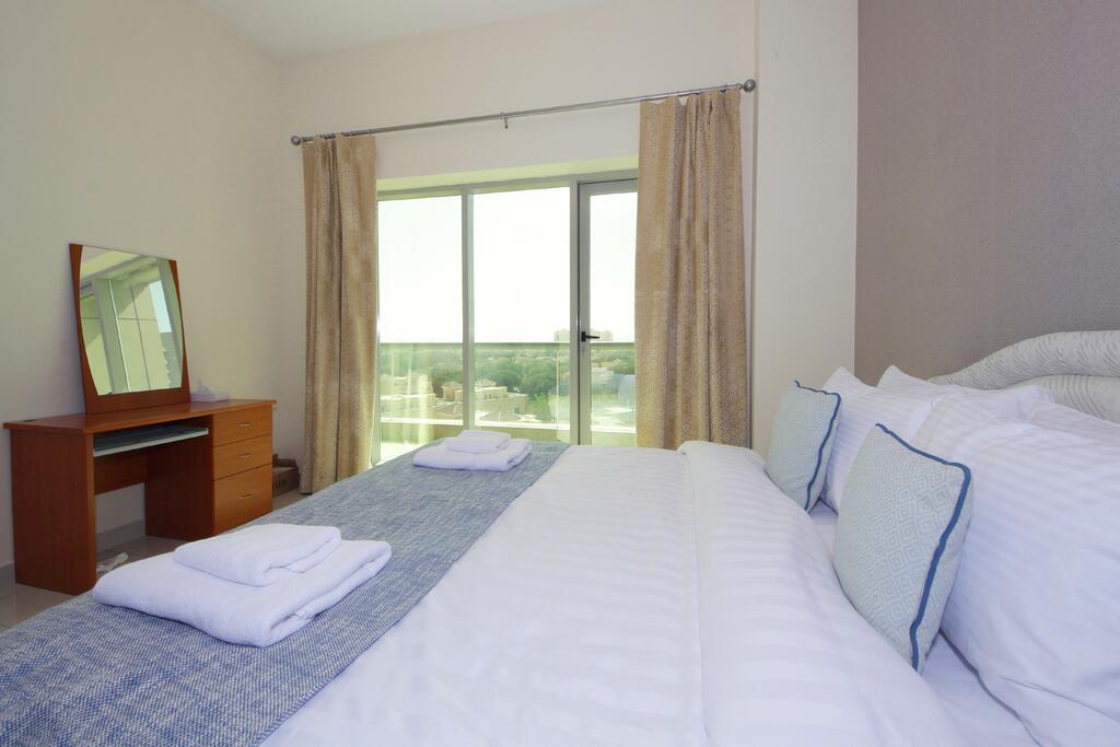 Signature Holiday Homes - Newly Furnished 1BHK In Arena Apartment - thumb 2
