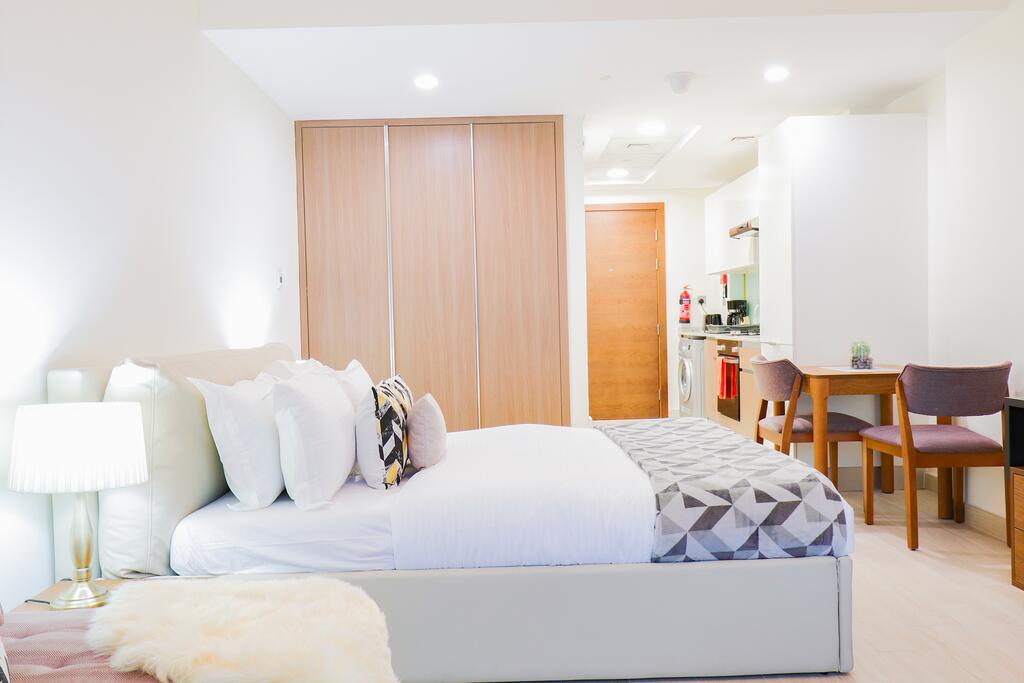 Signature Holiday Homes - Newly Furnished Studio In Azizi Aliyah Residences, Al Jaddaf - thumb 2