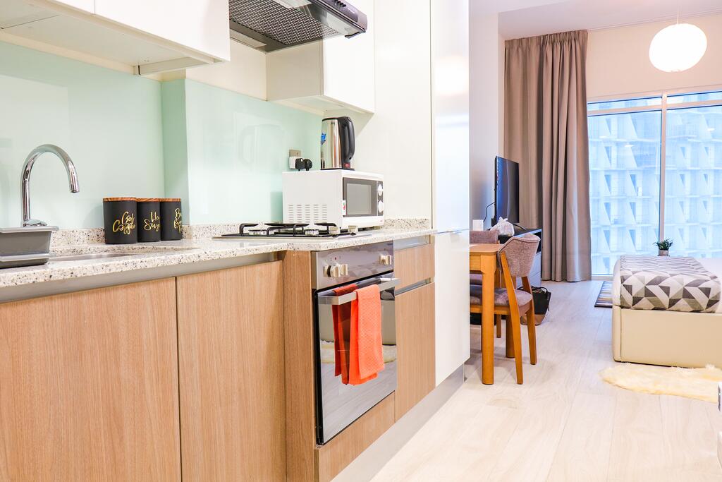 Signature Holiday Homes - Newly Furnished Studio In Azizi Aliyah Residences, Al Jaddaf - thumb 7