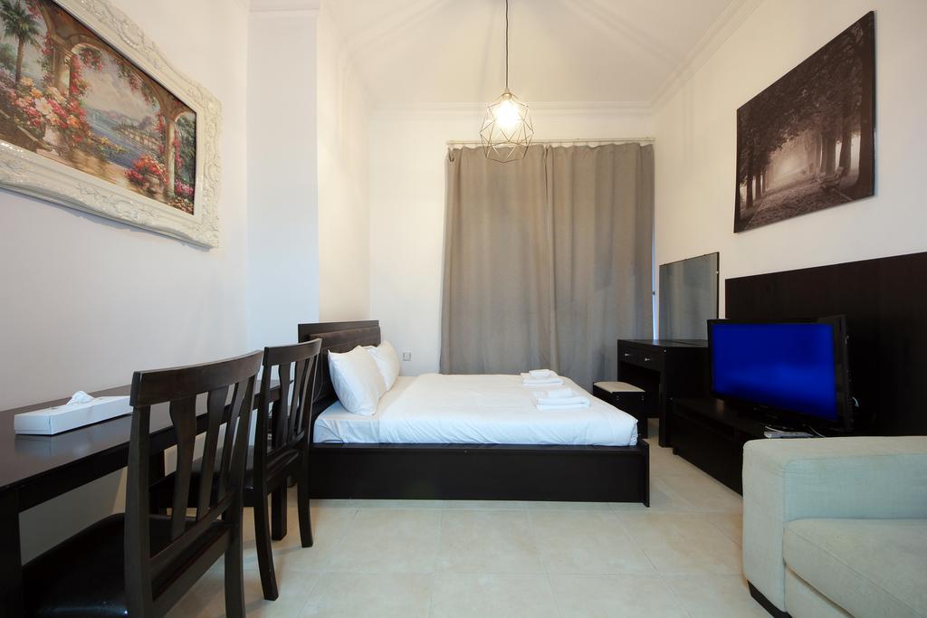Signature Holiday Homes- Zumurud Tower Studio Apartment, Dubai Marina - thumb 6