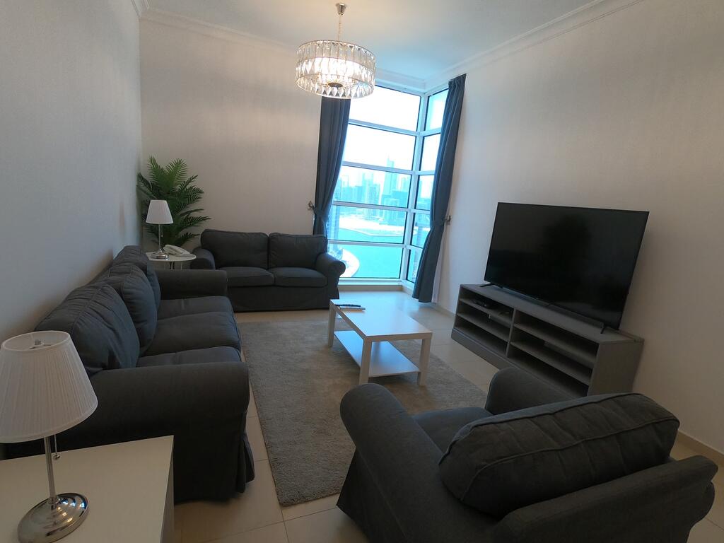 Spacious High-Floor 2BR Apartment With Full Burj Khalifa & Dubai Canal View - thumb 2