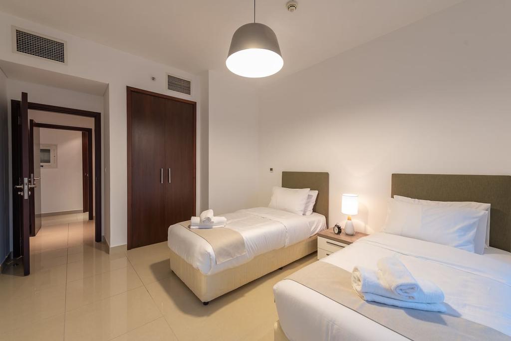 Spectacular Burj Khalifa & Fountain View 2 Bedroom Apartment, 29 Boulevard Tower - thumb 7